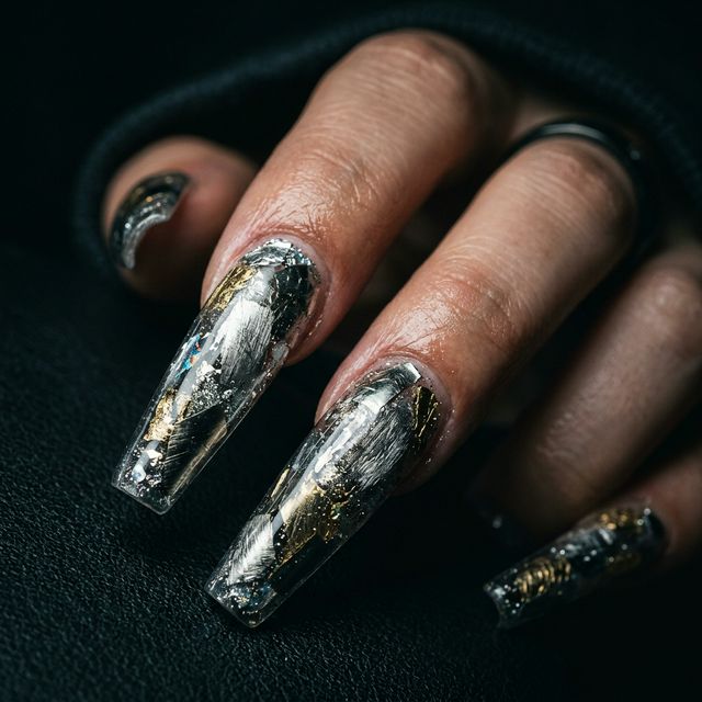 Elegant Metallic Texture Nails - Arianna Nails Experience